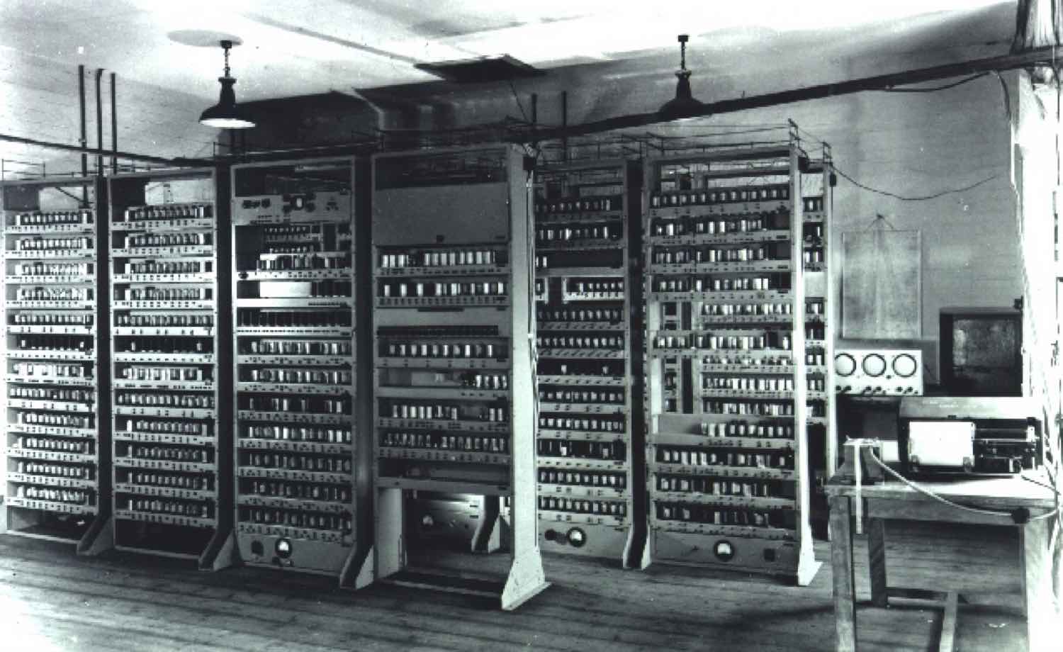 <strong>Figure 2:</strong> The EDSAC computer of 1949, replaced by the EDSAC2 in 1958. Both machines served the whole of Cambridge University.