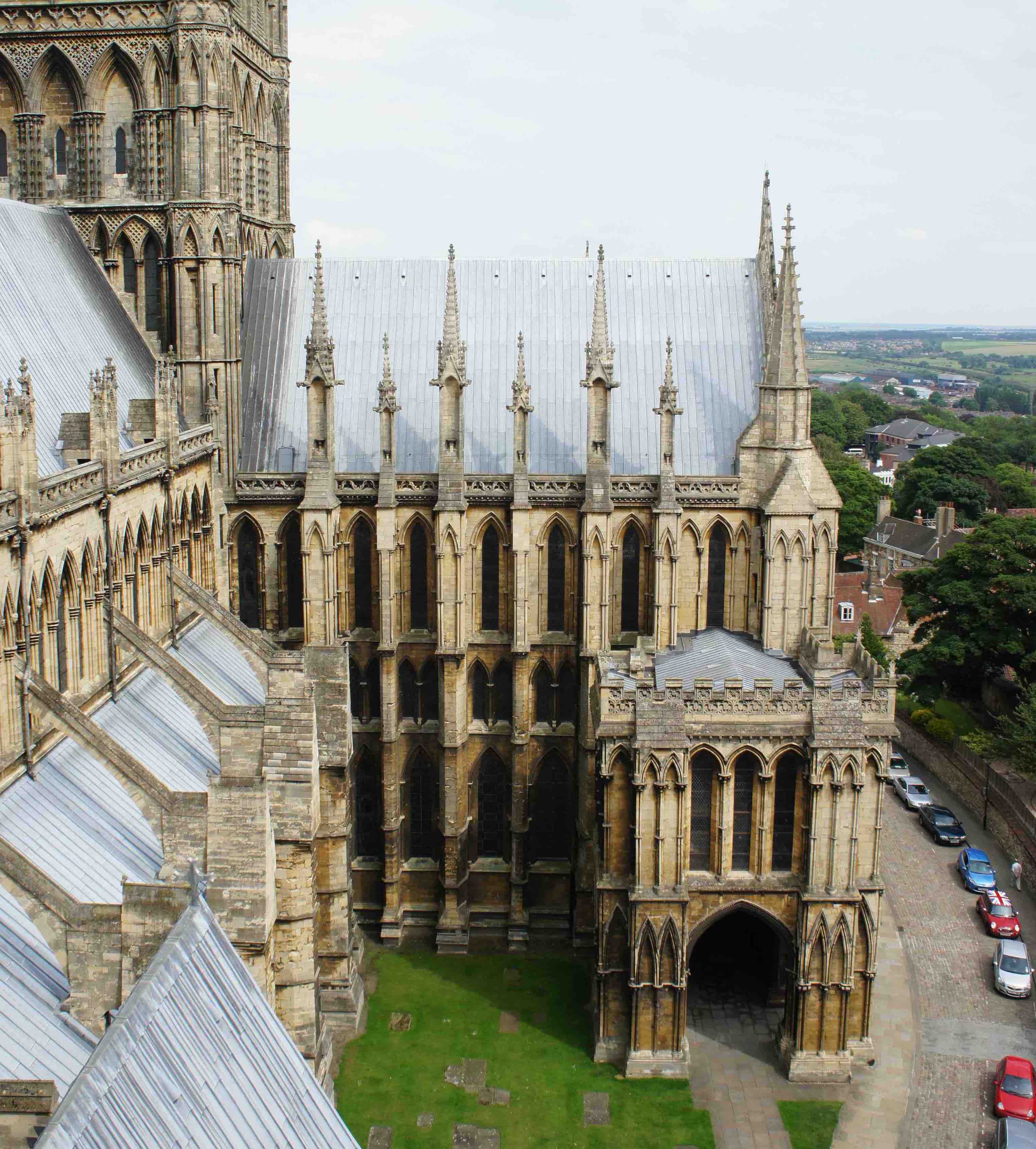 <strong>Figure 1.</strong> Clay was used not just for cob walls and wattle-and-daub, but as the primary mortar for masonry of stone and brick, and not merely for simple vernacular buildings, but equally for cathedrals and castles. The core mortars we long presumed to be ‘degraded lime mortars’ have now proved to be earth, often stabilised with lime aggregate. <em>Photo:</em> Robyn Pender